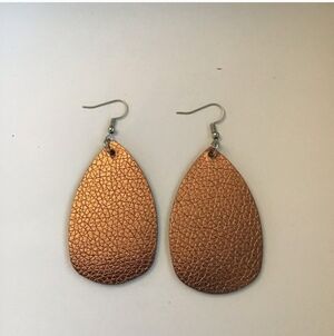 🎄$8 Each or 2/$10🎄🆕Handmade Sterling Silver 3" Faux Leather Teardrop Earrings